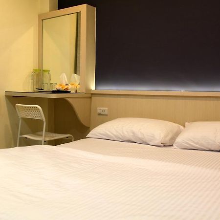 Haozhan B&B Đài Trung Ngoại thất bức ảnh